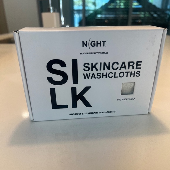 Discover Night | 2xRaw Silk Washcloths | White - Picture 4 of 5
